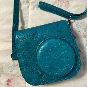 Fuji polaroid camera turquoise case!